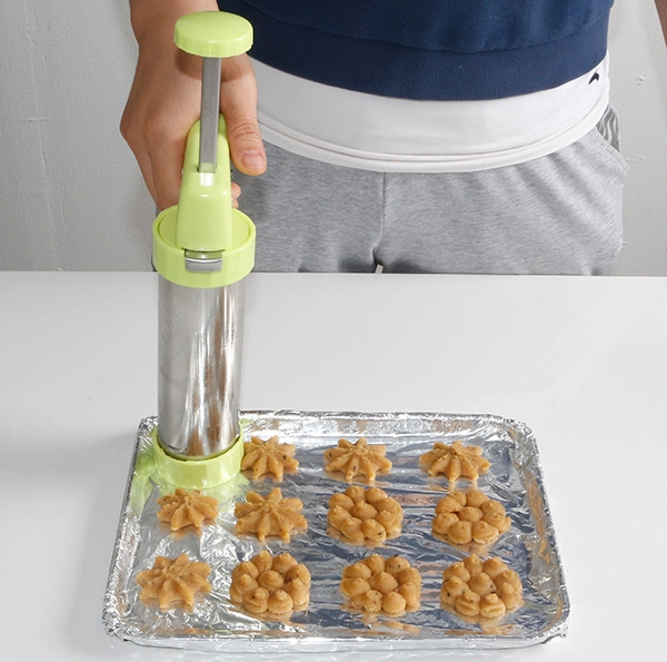 Stainless steel gun biscuit machine (red)